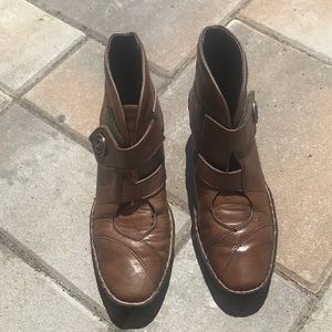 Women’s boots
